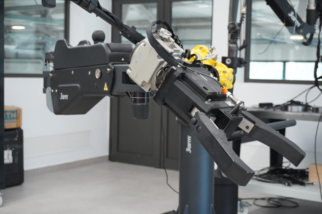 manipulador industrial 3ARM para portaherramientas CNC